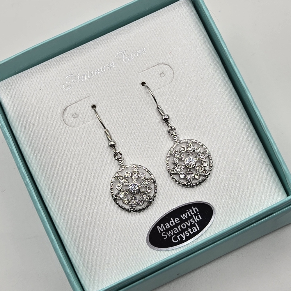 Vintage Style Earrings Made w Swarovski Crystals Silver Overlay - Picture 2 of 10